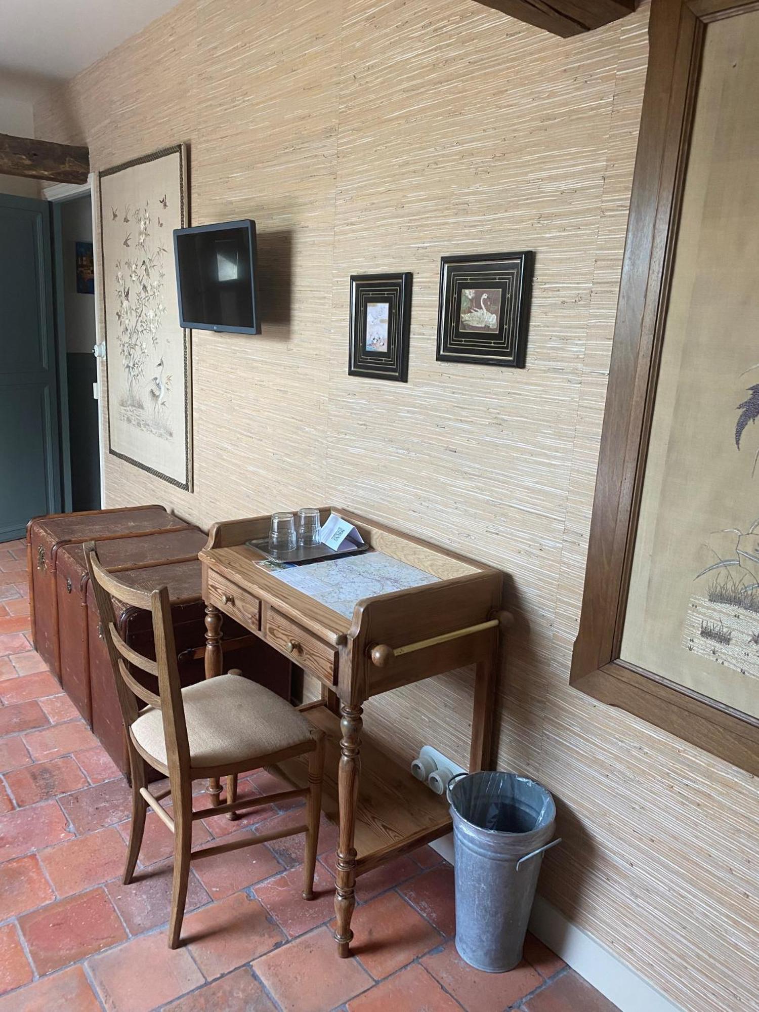 La Gironnerie Acomodação com café da manhã Loche-sur-Indrois Exterior foto